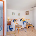 Villa Jolanda Apartments